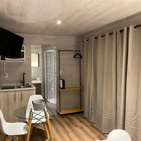 Brick Box Apartment Laborcillas Exterior photo