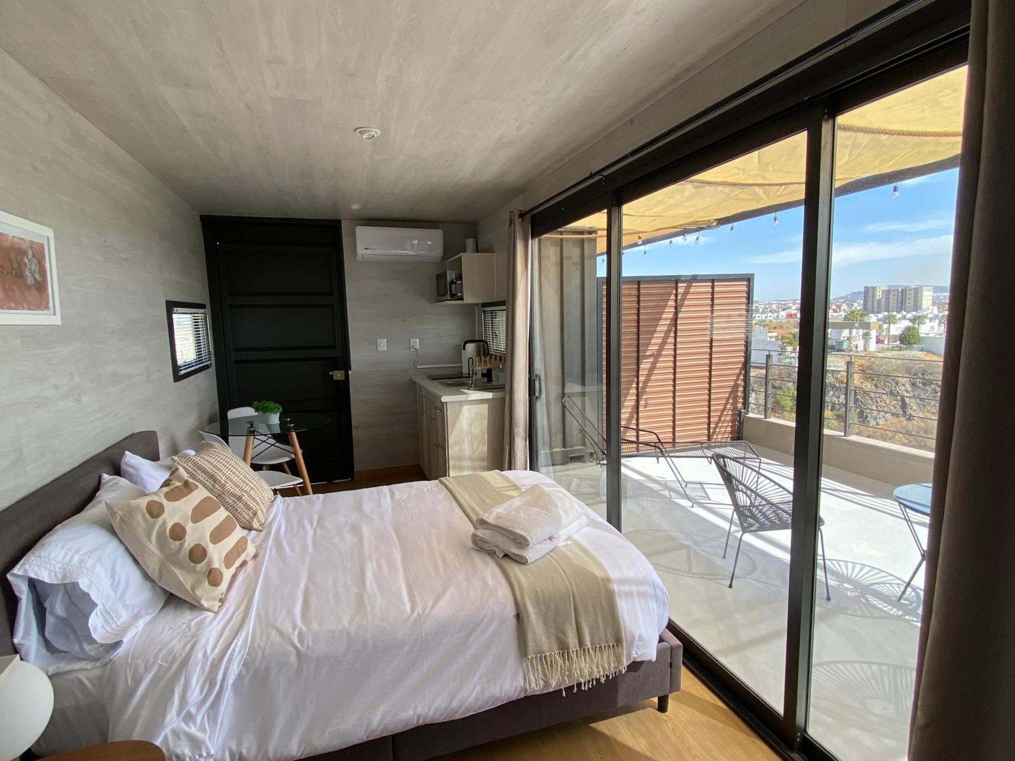 Apartment Brick Box *
